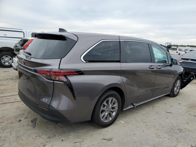 Изображение 3 2022 TOYOTA SIENNA XLE 2022 с VIN 5TDYRKEC5NS127239