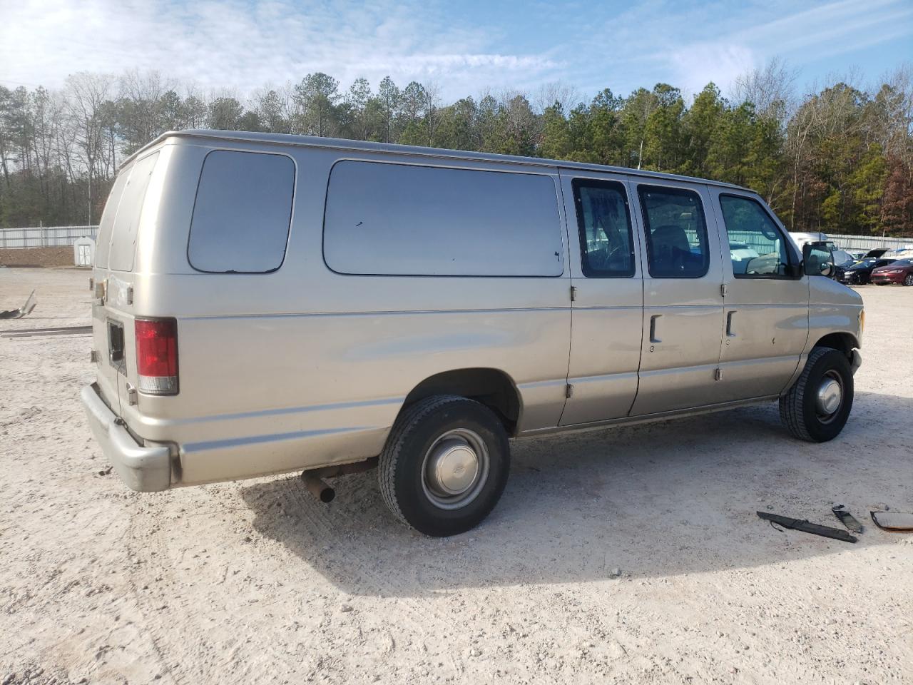 Obraz 3 z 2001 FORD ECONOLINE E350 SUPER DUTY WAGON 2001 z VIN 1FBSS31L11HB66337
