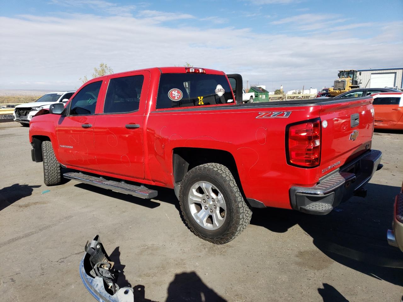 Image 2 of 2014 CHEVROLET SILVERADO C1500 LT 2014 with VIN 3GCPCREC2EG228355