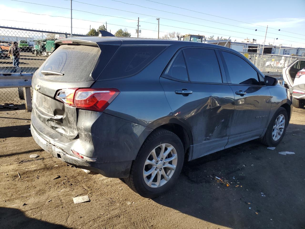 Изображение 3 2018 CHEVROLET EQUINOX LS 2018 с VIN 2GNAXHEV2J6298361
