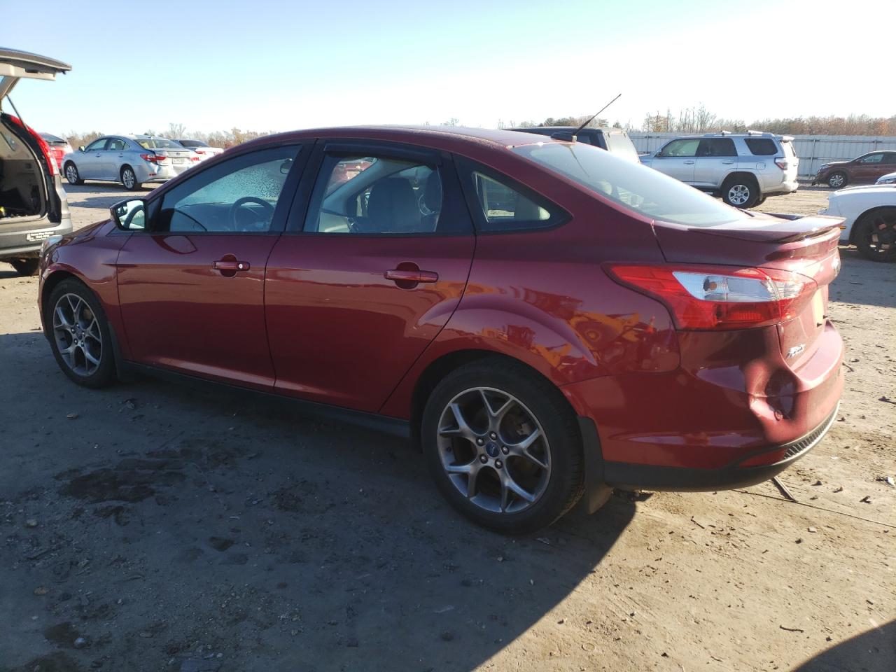 Obraz 2 z 2013 FORD FOCUS SE 2013 z VIN 1FADP3F26DL231647
