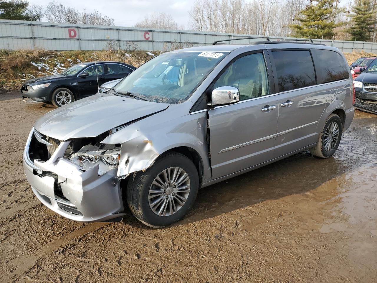 2014 CHRYSLER TOWN & COUNTRY TOURING L 2014 image