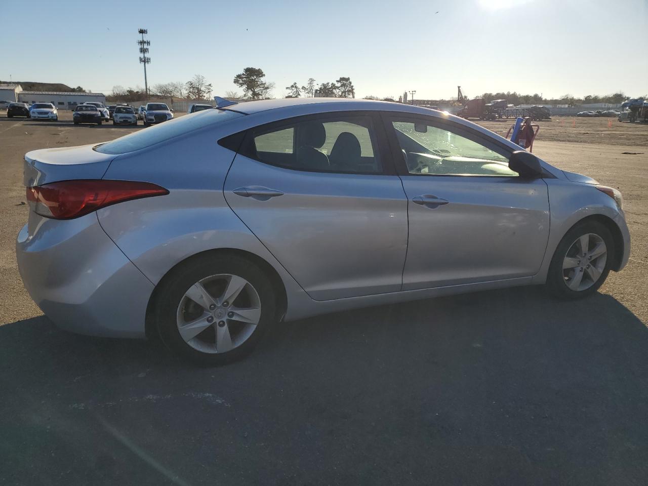 Image 3 of 2012 HYUNDAI ELANTRA GLS 2012 with VIN 5NPDH4AE4CH093298