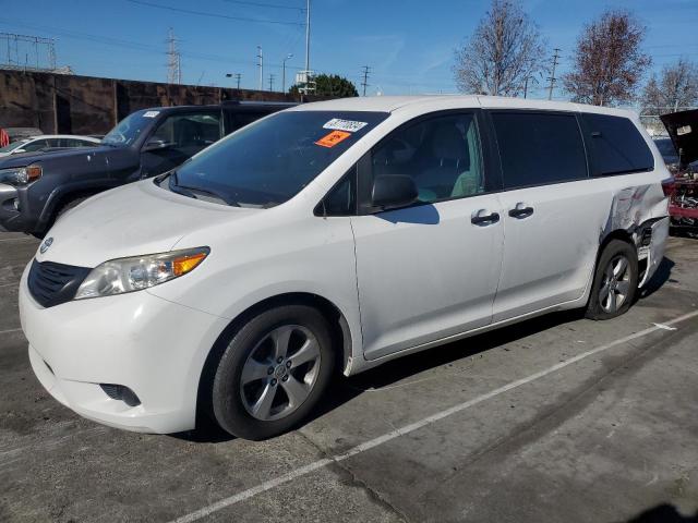 Obraz 1 z 2016 TOYOTA SIENNA  2016 z VIN 5TDZK3DC8GS724498