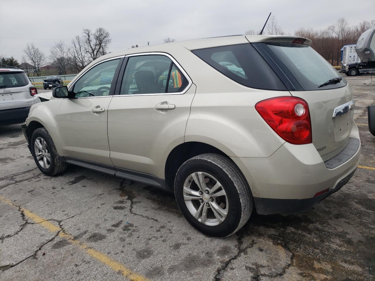 Image 2 of 2014 CHEVROLET EQUINOX LS 2014 with VIN 1GNALAEK7EZ109139