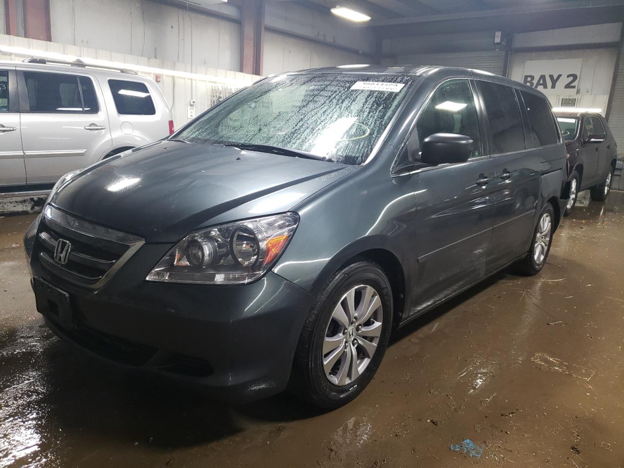 Image 1 of 2006 HONDA ODYSSEY LX 2006 with VIN 5FNRL38296B111517