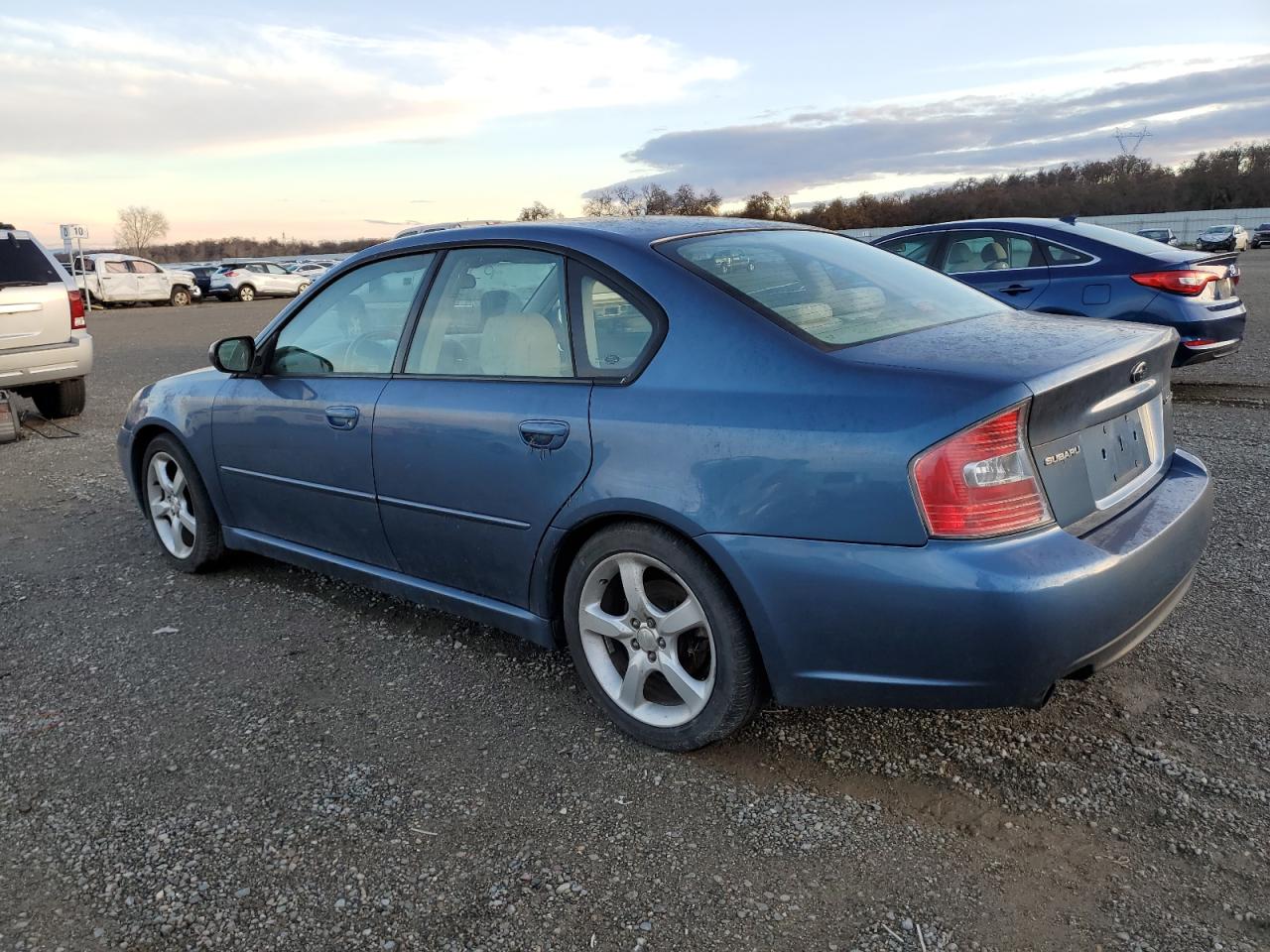 Obraz 2 z 2007 SUBARU LEGACY 2.5I 2007 z VIN 4S3BL616477214612
