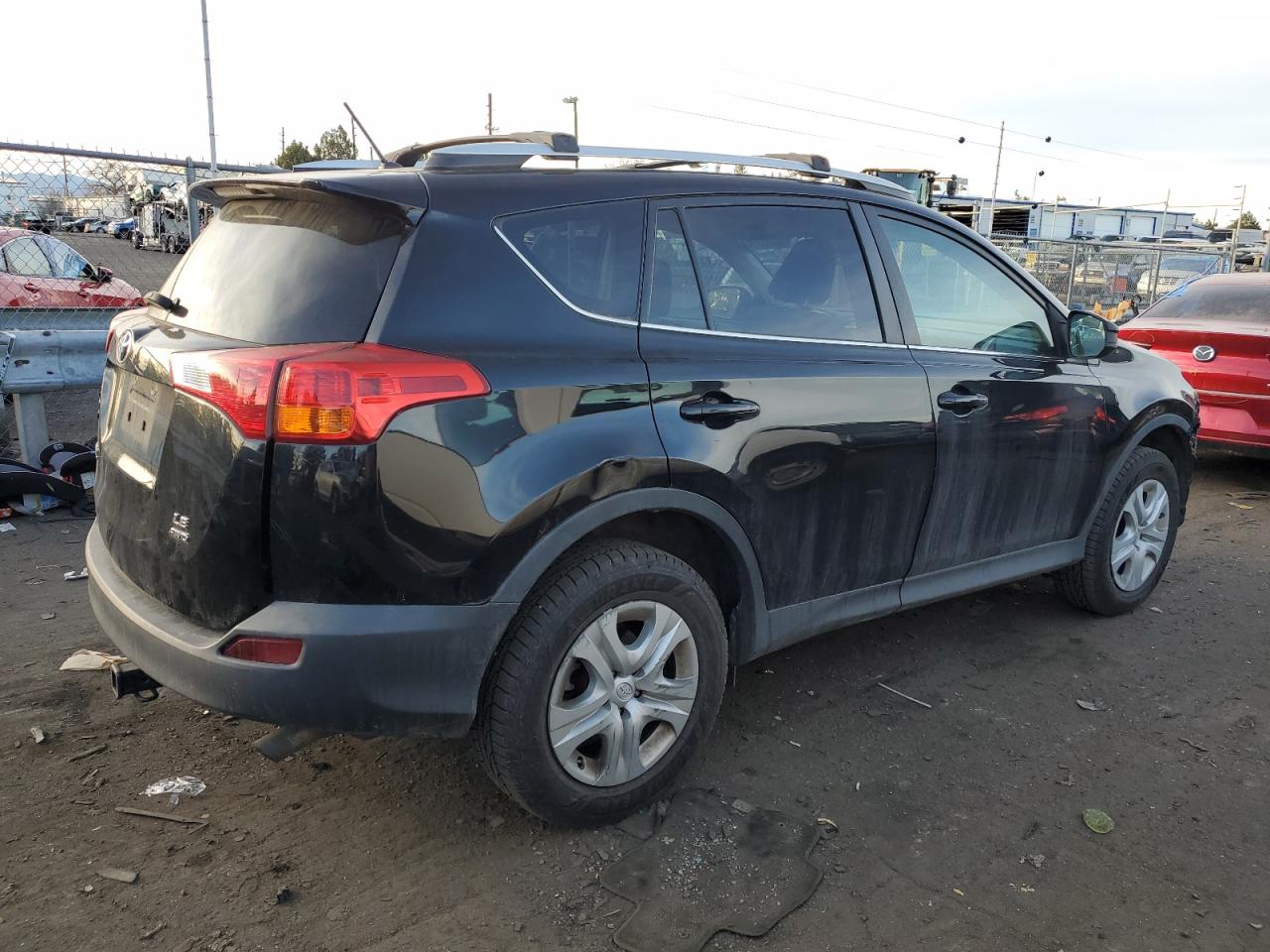 Image 3 of 2013 TOYOTA RAV4 LE 2013 with VIN 2T3BFREV9DW112989