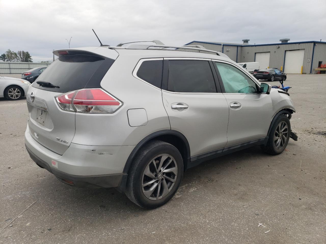Изображение 3 2015 NISSAN ROGUE S 2015 с VIN 5N1AT2MVXFC849343