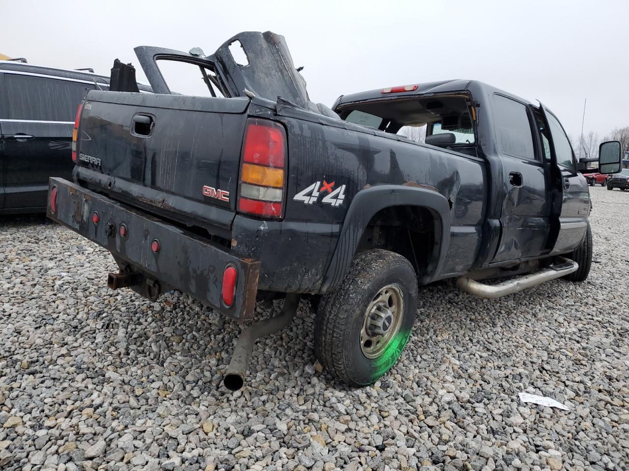 Image 3 of 2006 GMC SIERRA K2500 HEAVY DUTY 2006 with VIN 1GTHK23286F103968