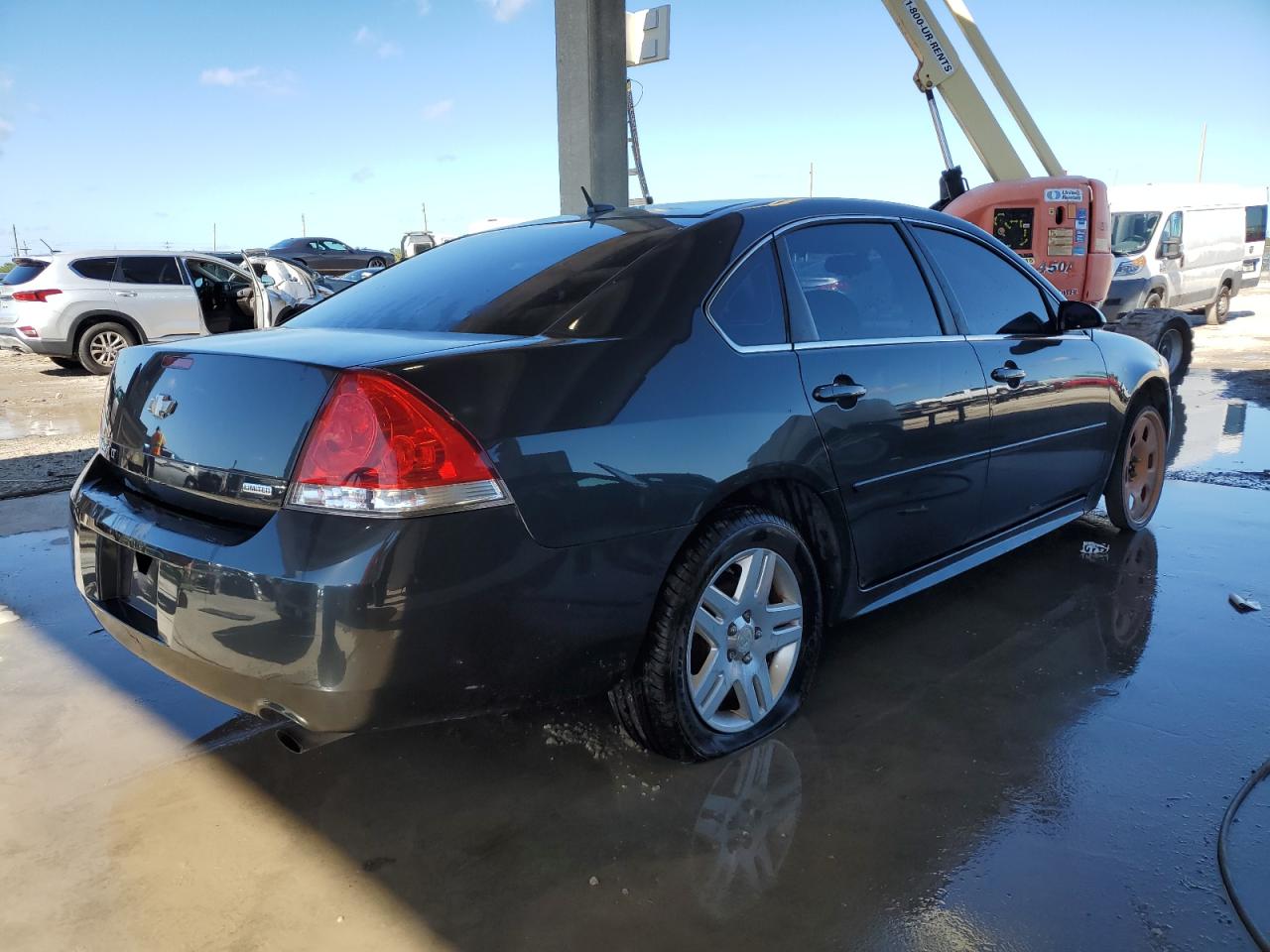 Image 3 of 2014 CHEVROLET IMPALA LIMITED LT 2014 with VIN 2G1WB5E3XE1148956