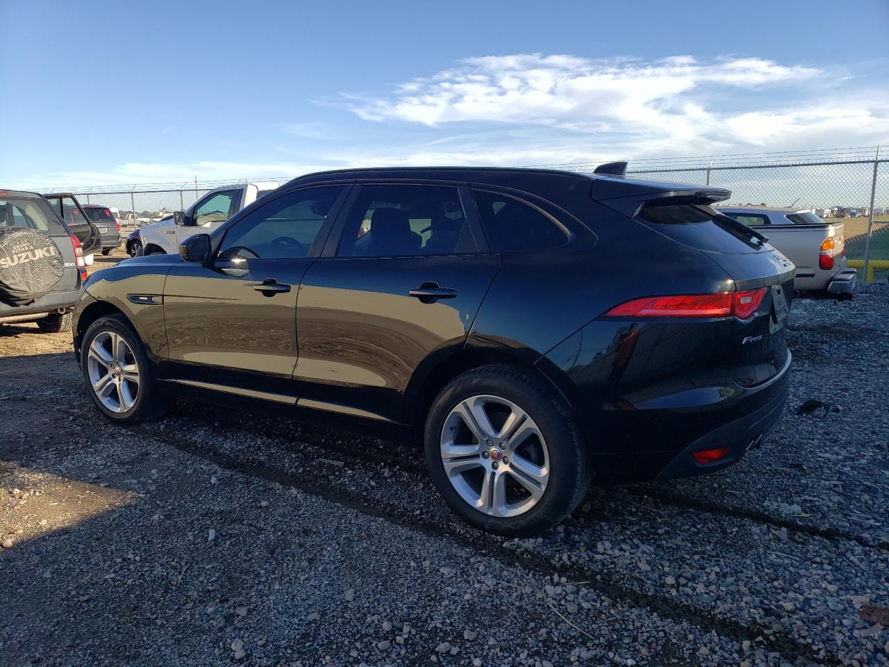 Изображение 2 2017 JAGUAR F-PACE R - SPORT 2017 с VIN SADCL2BN4HA488632