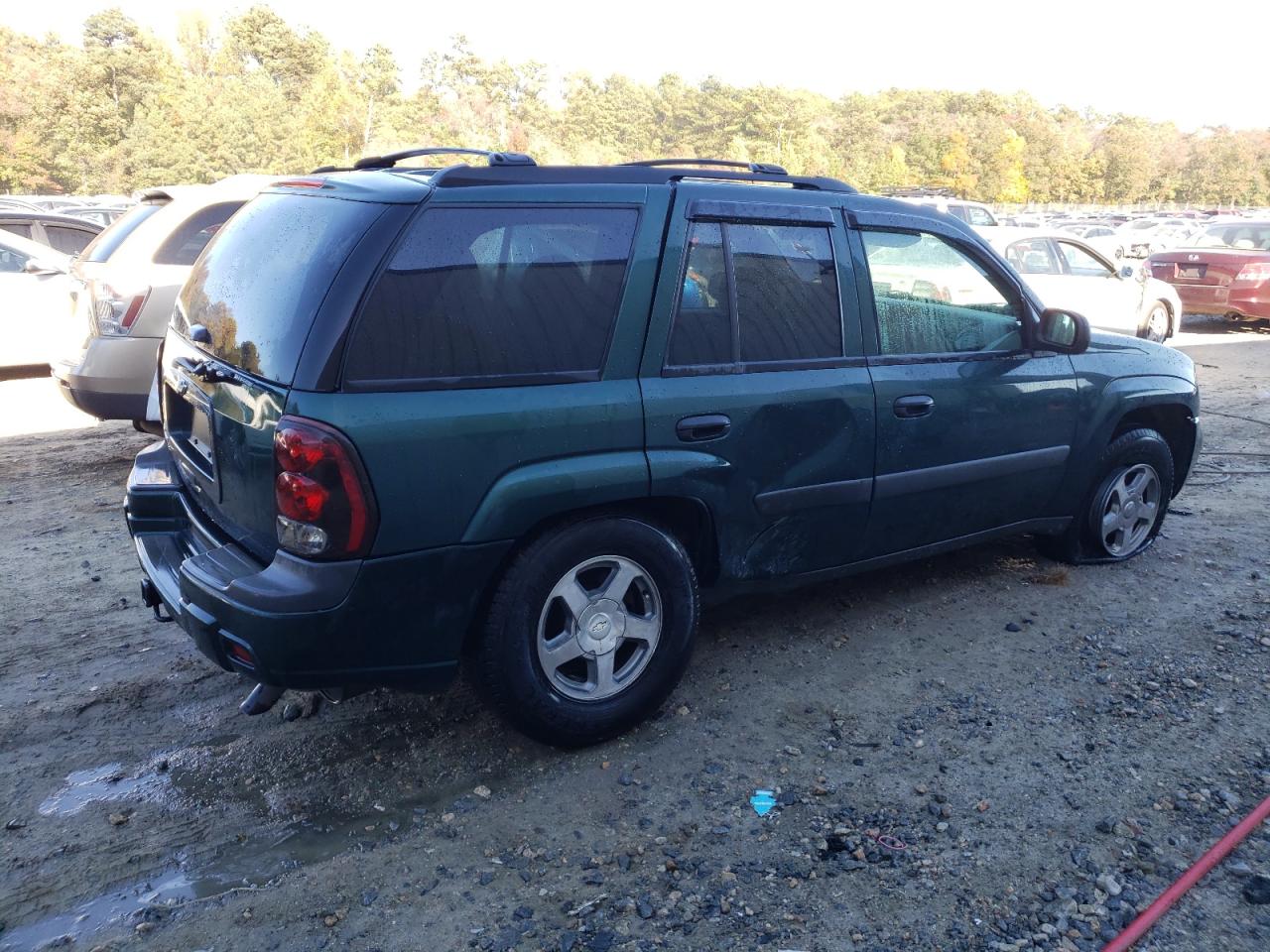 Obraz 3 z 2005 CHEVROLET TRAILBLAZER LS 2005 z VIN 1GNDT13S052266732