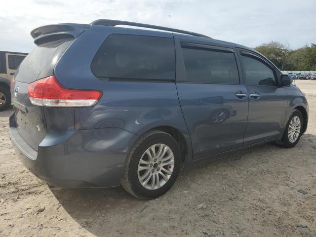 Image 3 of 2013 TOYOTA SIENNA XLE 2013 with VIN 5TDYK3DC5DS357101