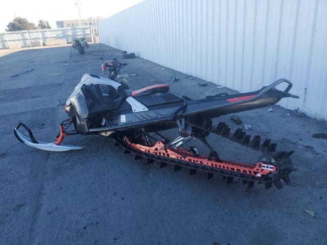 Image 3 of 2021 BMBR SNOWMOBILE 2021 with VIN 2BPSTJMB0MV000228