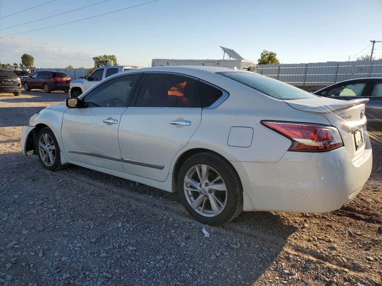 Image 2 of 2015 NISSAN ALTIMA 2.5 2015 with VIN 1N4AL3AP9FC599275