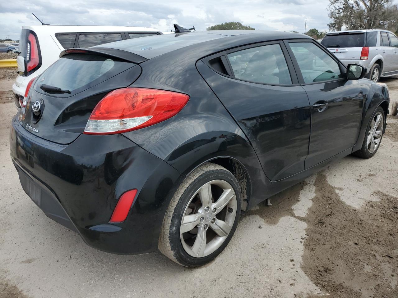 Image 3 of 2014 HYUNDAI VELOSTER  2014 with VIN KMHTC6AD5EU208962