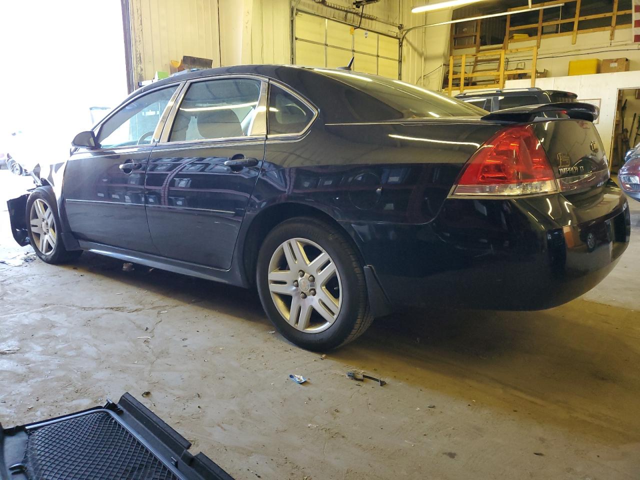 Image 2 of 2011 CHEVROLET IMPALA LT 2011 with VIN 2G1WB5EKXB1334449