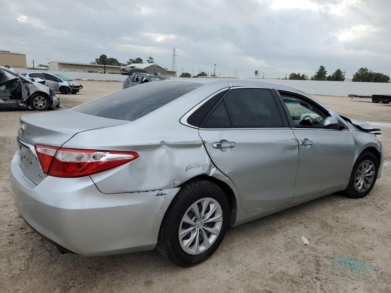 Изображение 3 2017 TOYOTA CAMRY LE 2017 с VIN 4T1BF1FK1HU631426