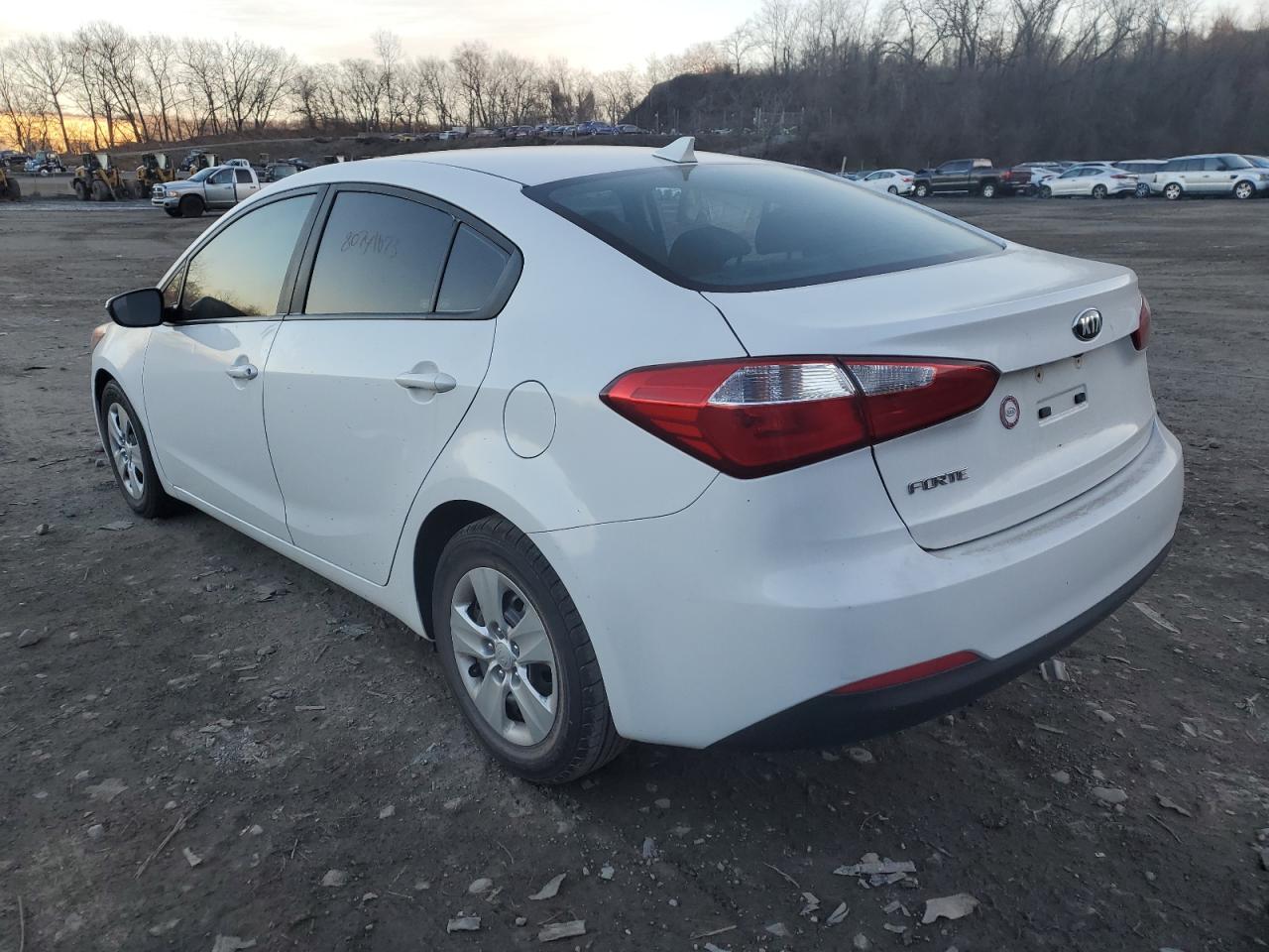 Obraz 2 z 2016 KIA FORTE LX 2016 z VIN KNAFX4A60G5527370