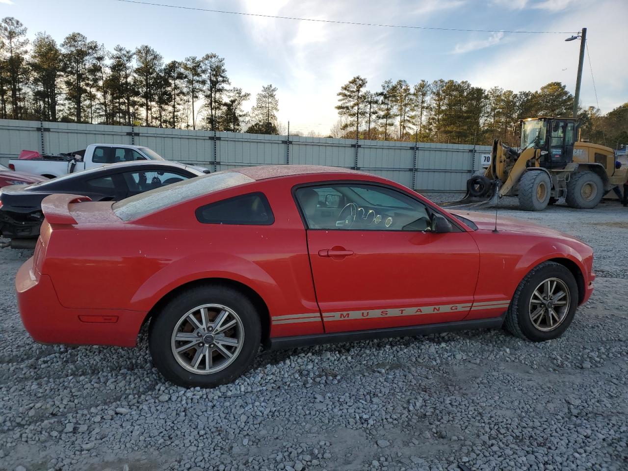 Изображение 3 2005 FORD MUSTANG  2005 с VIN 1ZVFT80N155183847