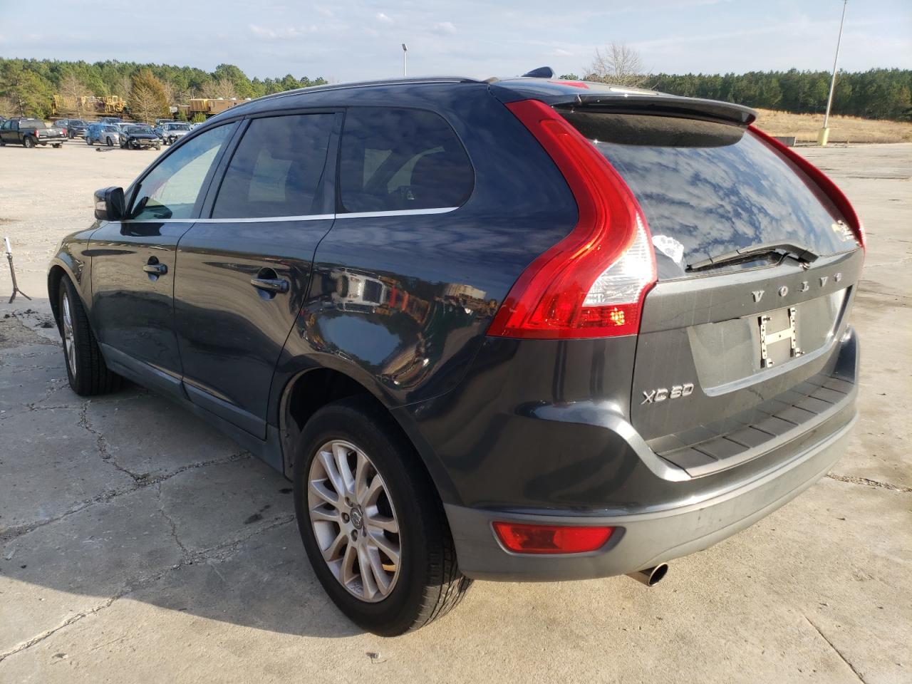 Image 3 of 2010 VOLVO XC60 T6 2010 with VIN YV4992DZ6A2033699