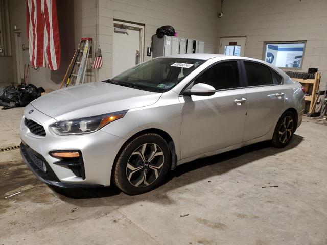 Obraz 1 z 2019 KIA FORTE FE 2019 z VIN 3KPF24AD7KE042737