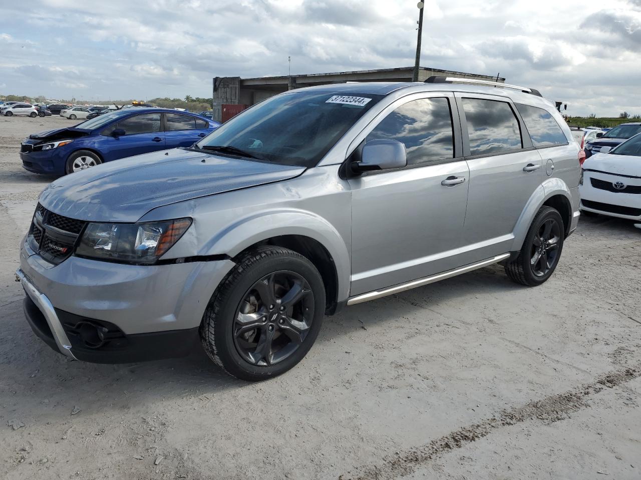 Image 1 of 2018 DODGE JOURNEY CROSSROAD 2018 with VIN 3C4PDCGG0JT511686