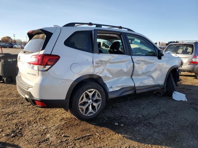 Obraz 3 z 2019 SUBARU FORESTER PREMIUM 2019 z VIN JF2SKAGCXKH518471