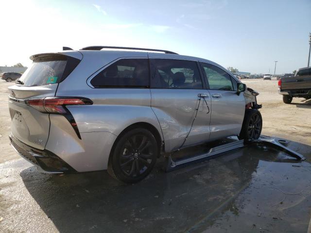 Image 3 of 2022 TOYOTA SIENNA XSE 2022 with VIN 5TDXRKEC6NS130758