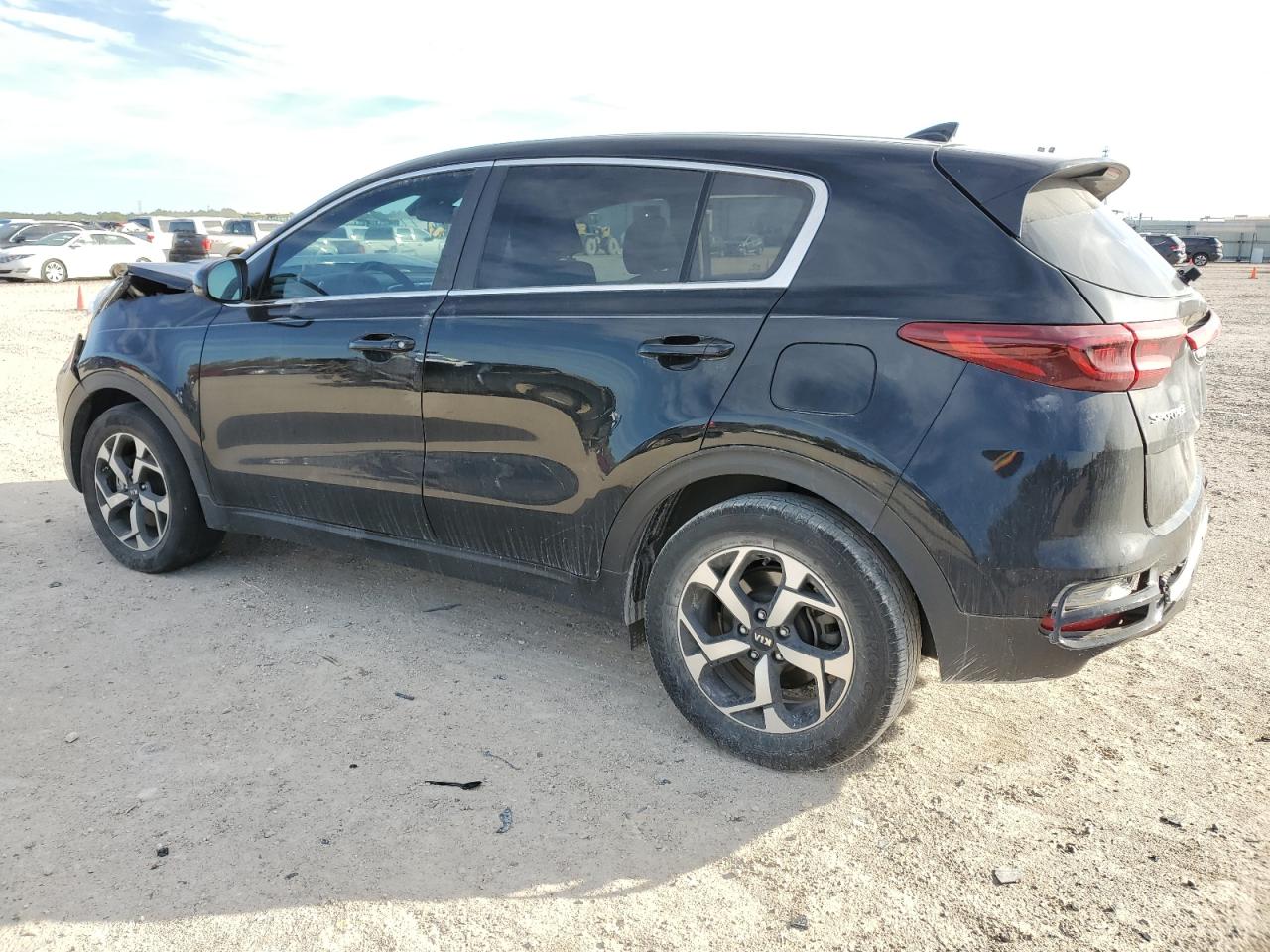Изображение 2 2021 KIA SPORTAGE LX 2021 с VIN KNDPM3AC6M7941334
