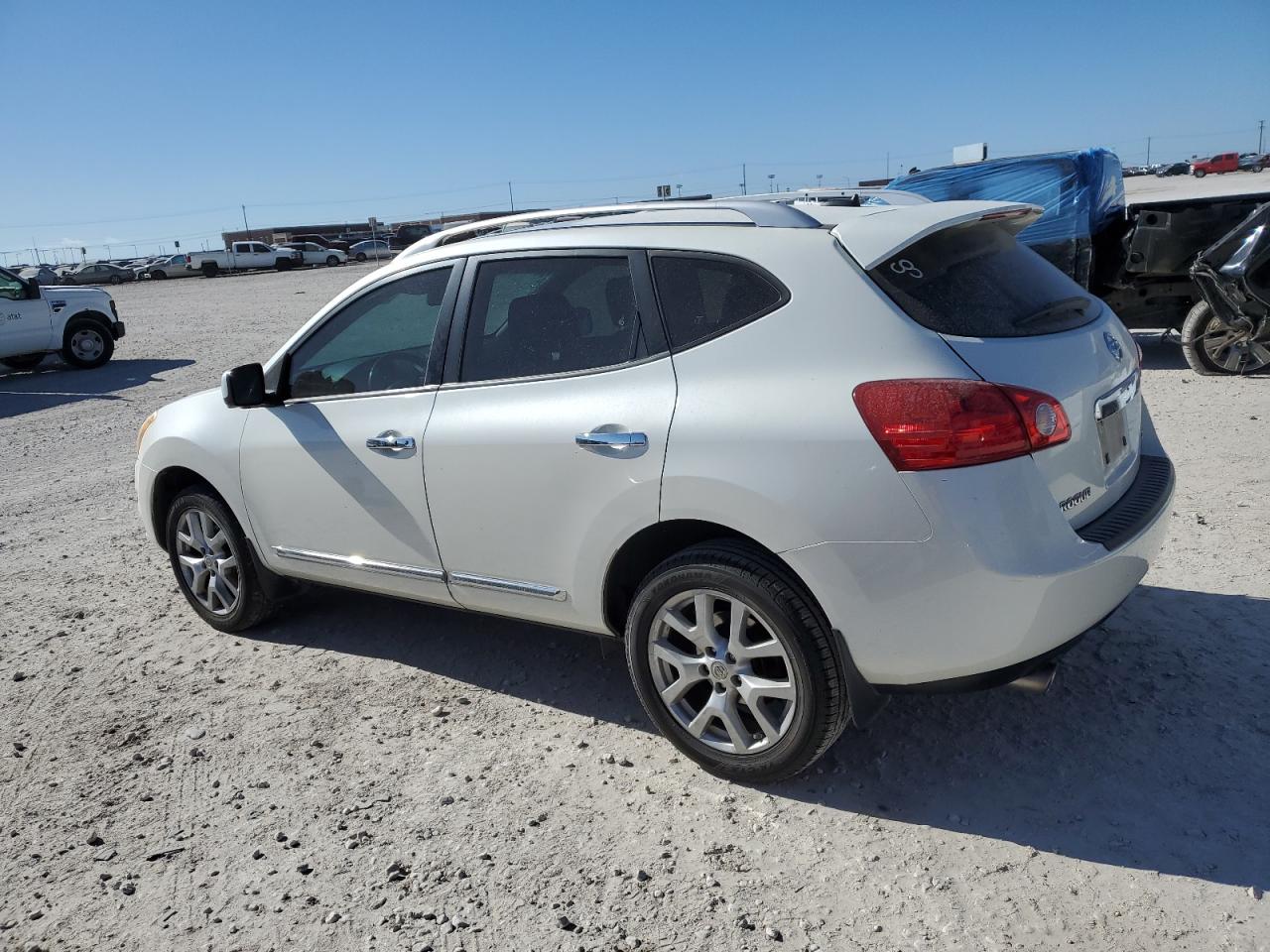 Image 2 of 2013 NISSAN ROGUE S 2013 with VIN JN8AS5MTXDW008890