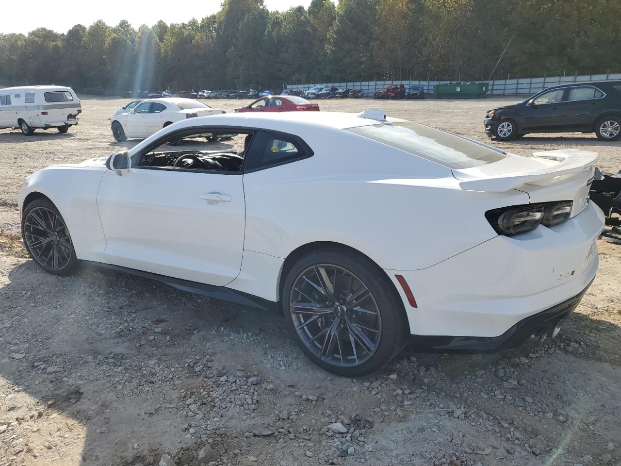 Изображение 2 2022 CHEVROLET CAMARO ZL1 2022 с VIN 1G1FK1R69N0102558