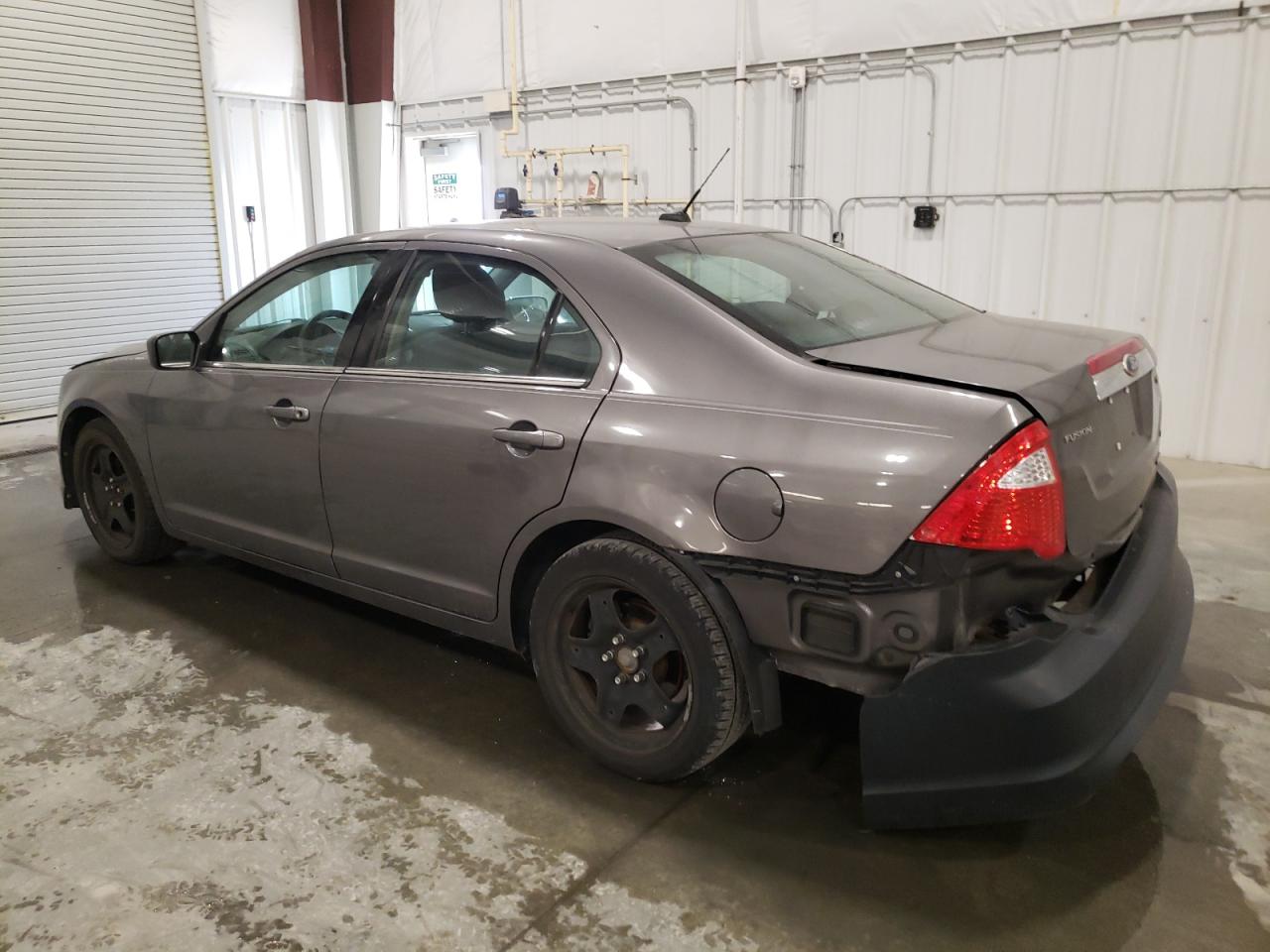 Obraz 2 z Ford Fusion Se 2010 z VIN 3FAHP0HA9AR396223