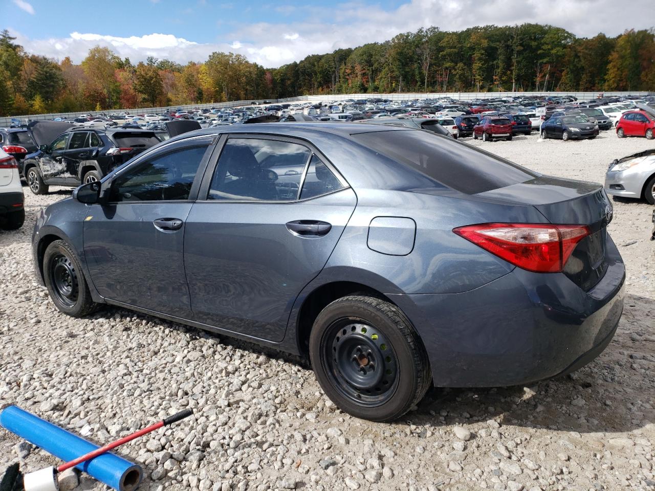 Изображение 2 2018 TOYOTA COROLLA L 2018 с VIN 2T1BURHE2JC081012