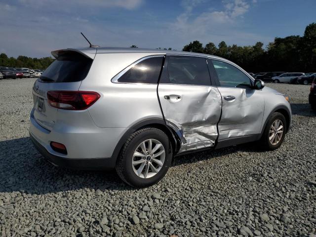 Image 3 of 2019 KIA SORENTO LX 2019 with VIN 5XYPG4A53KG564105