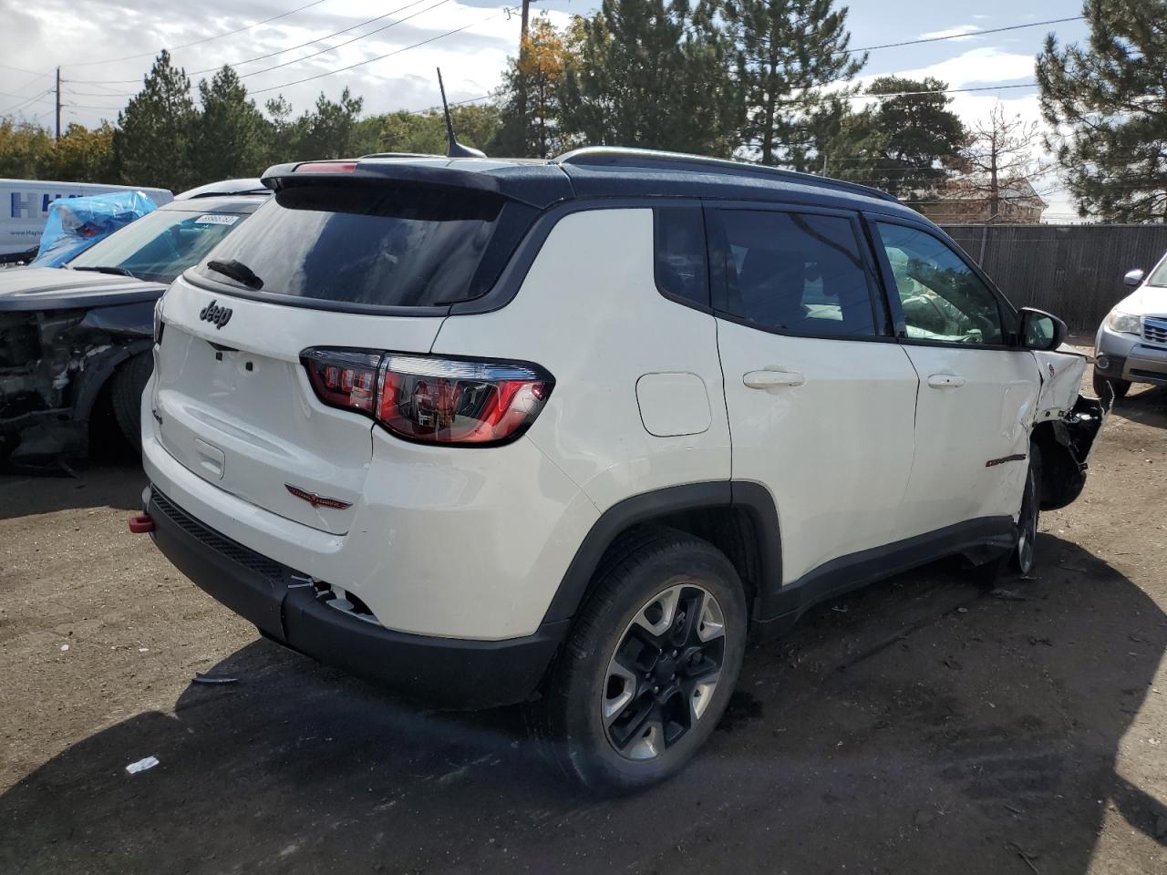 Image 3 of 2018 JEEP COMPASS TRAILHAWK 2018 with VIN 3C4NJDDB1JT328098