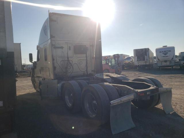 Image 3 of 2018 FREIGHTLINER CASCADIA 126  2018 with VIN 3AKJHHDR2JSJX3164