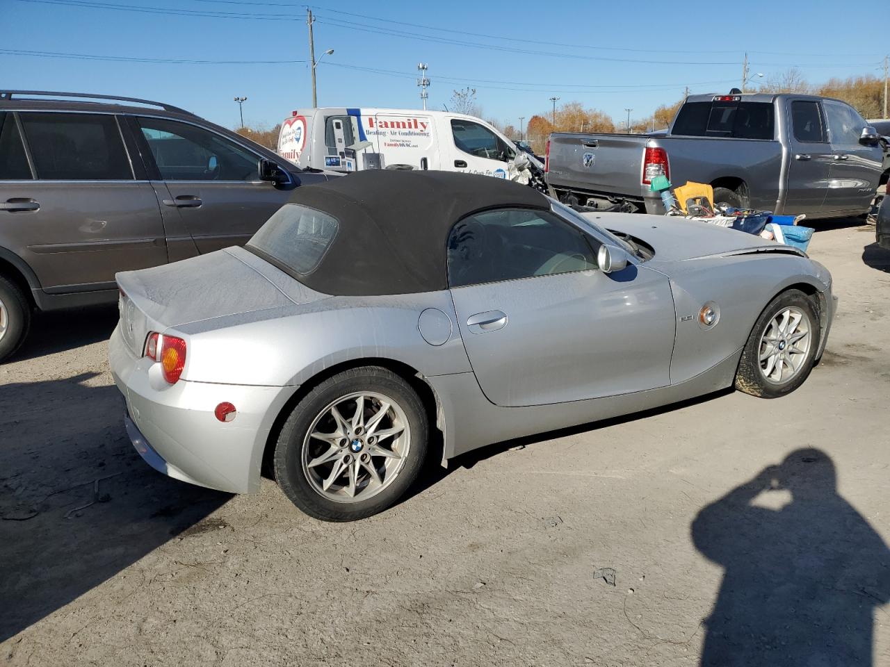Obraz 3 z 2003 BMW Z4 2.5 2003 z VIN 4USBT33453LR61559