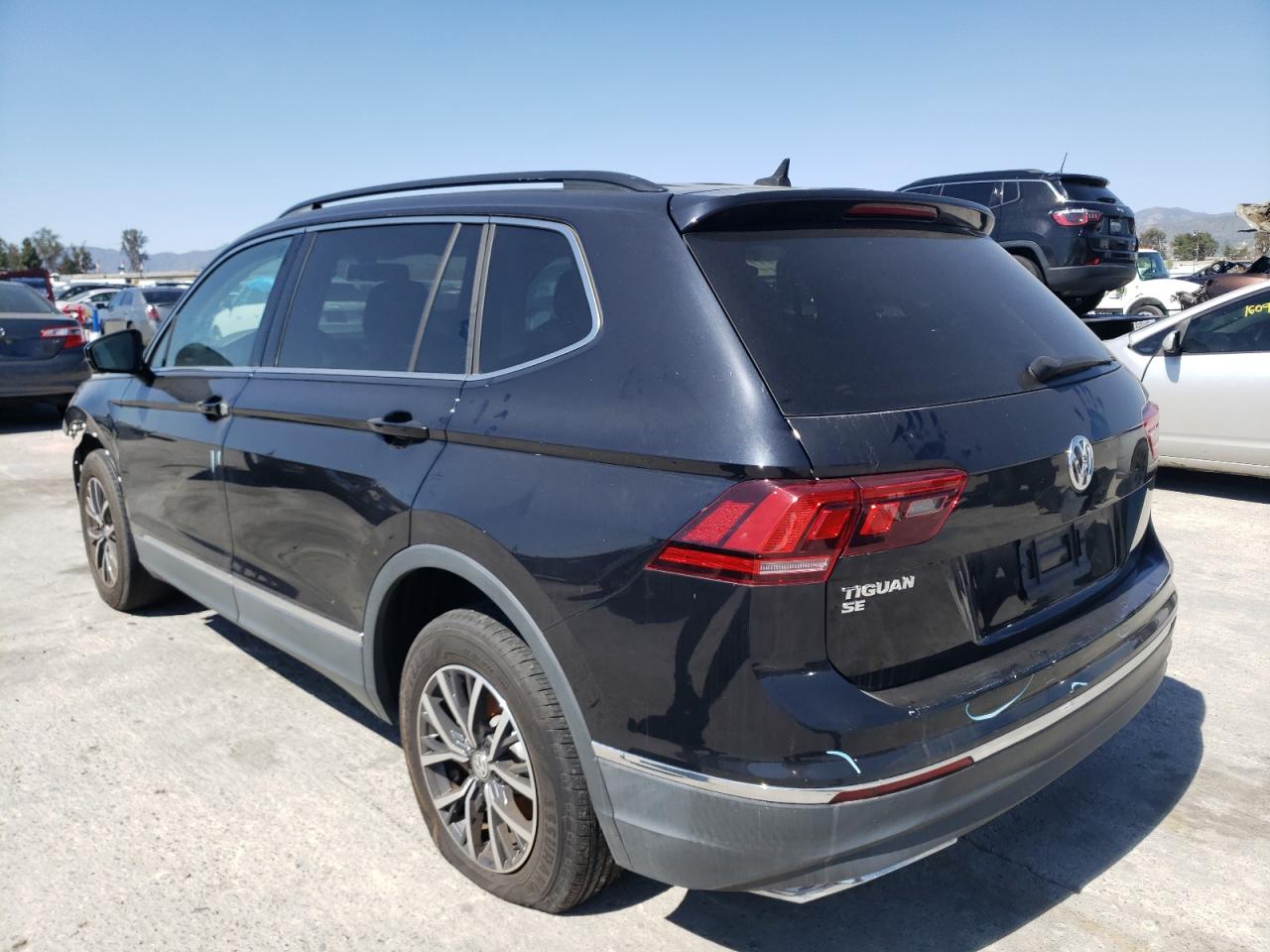 Image 2 of 2020 VOLKSWAGEN TIGUAN SE 2020 with VIN 3VV3B7AX7LM053731
