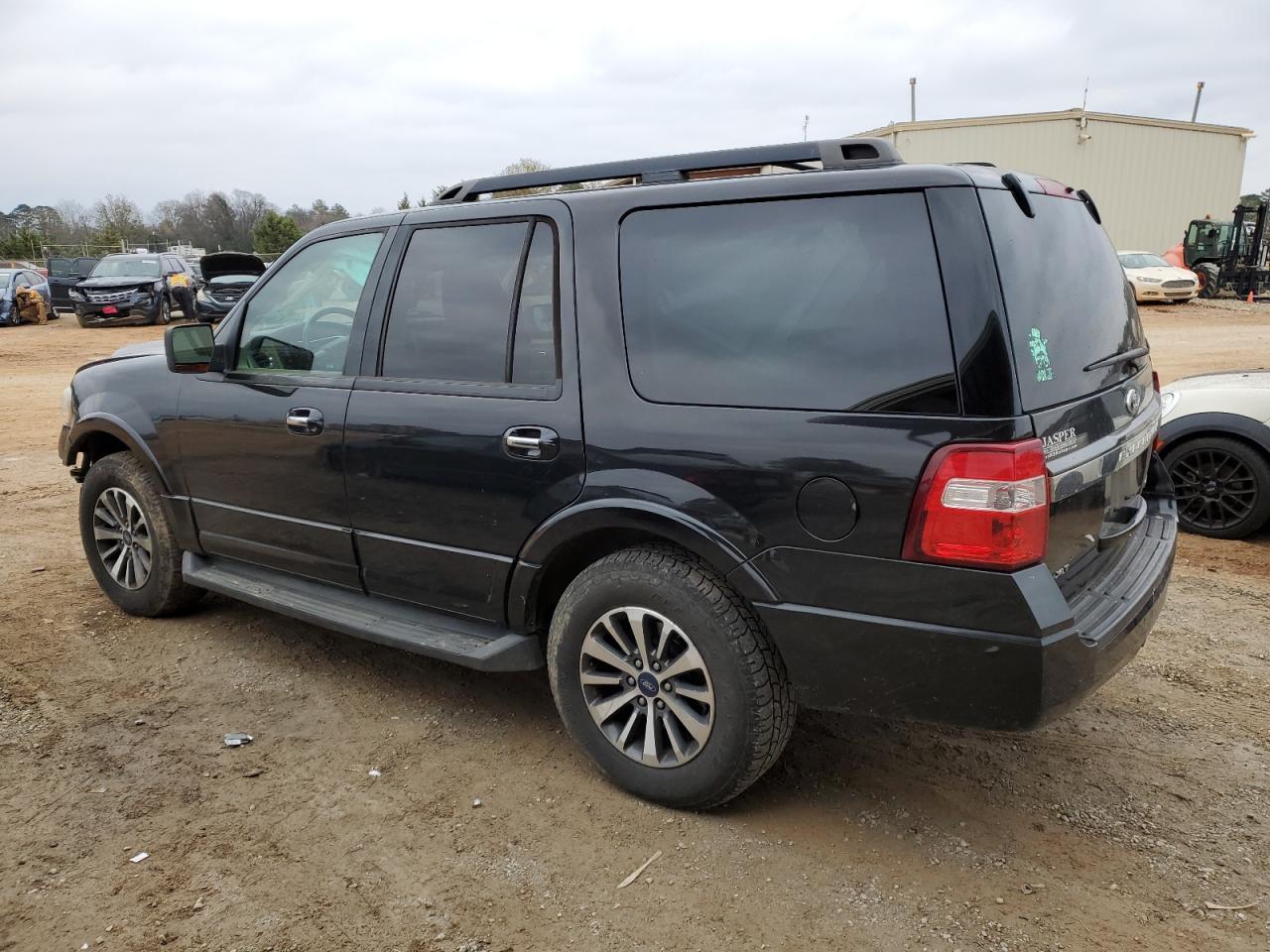 Obraz 2 z 2015 FORD EXPEDITION XLT 2015 z VIN 1FMJU1JT1FEF09397