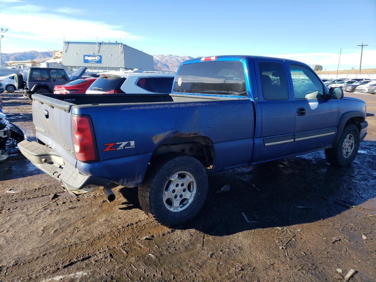 Obraz 3 z 2003 CHEVROLET SILVERADO K1500 2003 z VIN 1GCEK19T63E196049