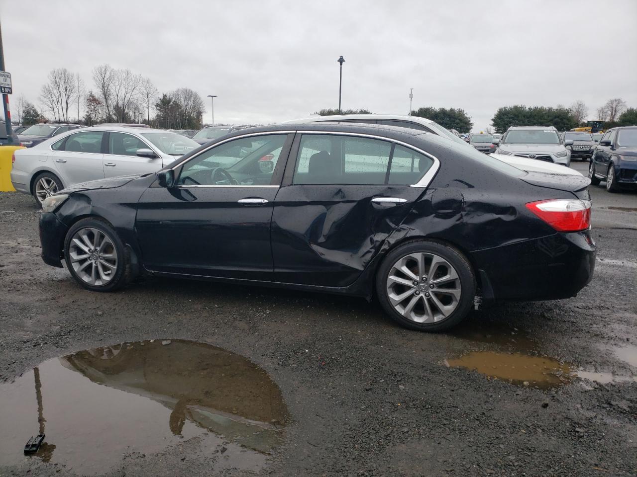 Image 2 of 2015 HONDA ACCORD SPORT 2015 with VIN 1HGCR2E50FA023303
