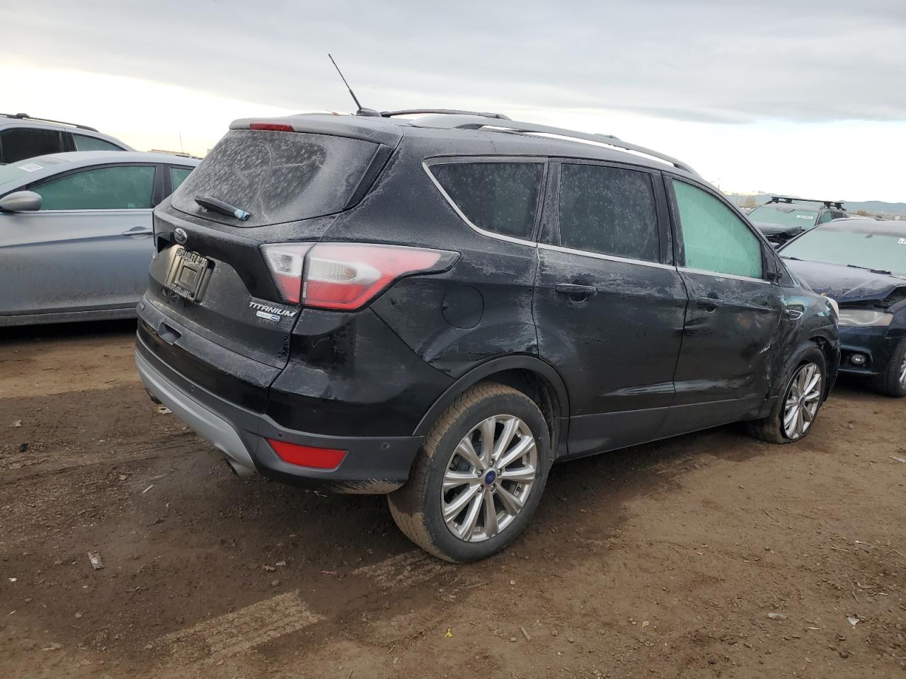 Image 3 of 2017 FORD ESCAPE TITANIUM 2017 with VIN 1FMCU9J90HUC38580