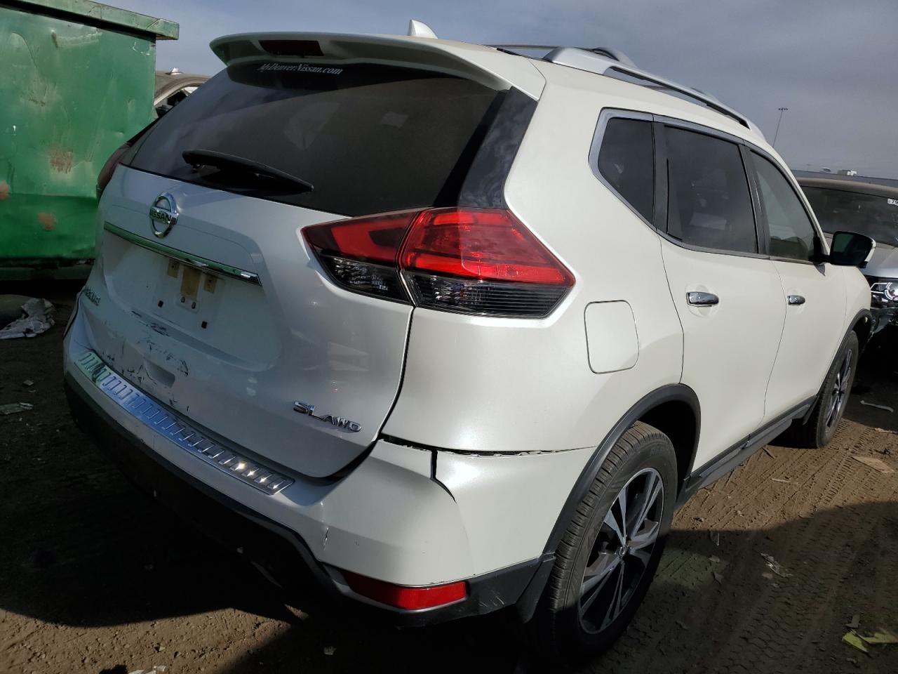Image 3 of 2017 NISSAN ROGUE S 2017 with VIN JN8AT2MV7HW013564