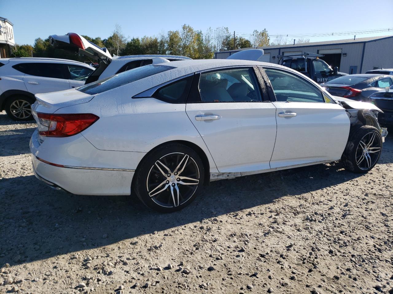 Изображение 3 2022 HONDA ACCORD TOURING HYBRID 2022 с VIN 1HGCV3F93NA029288