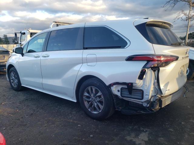 Obraz 2 z 2022 TOYOTA SIENNA XLE 2022 z VIN 5TDYSKFC7NS073171