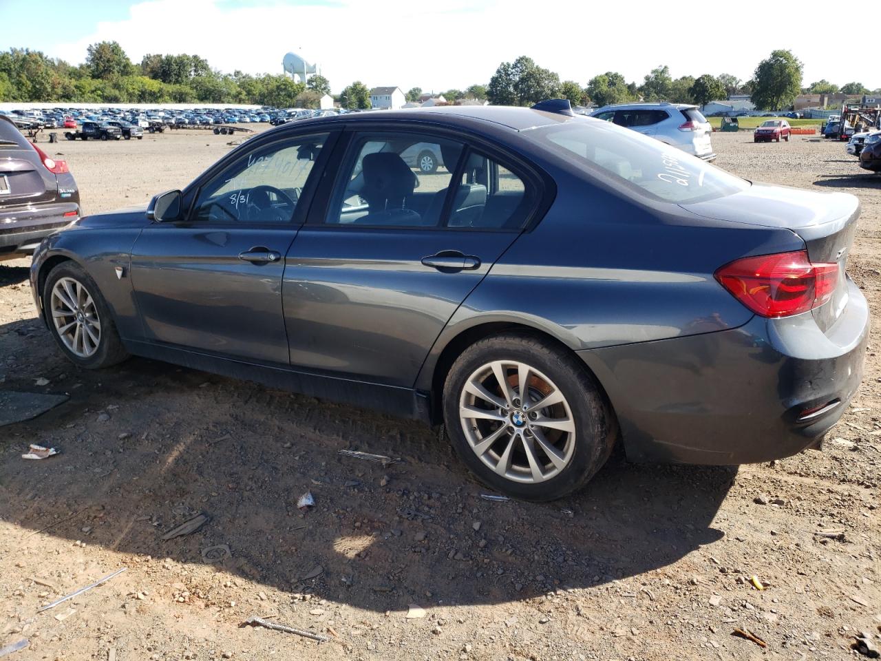 Изображение 2 Bmw 320 Xi 2016 с VIN WBA8E5G54GNT93238