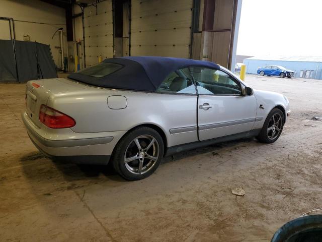 Image 3 of 1999 MERCEDES-BENZ CLK 320 1999 with VIN WDBLK65GXXT024832