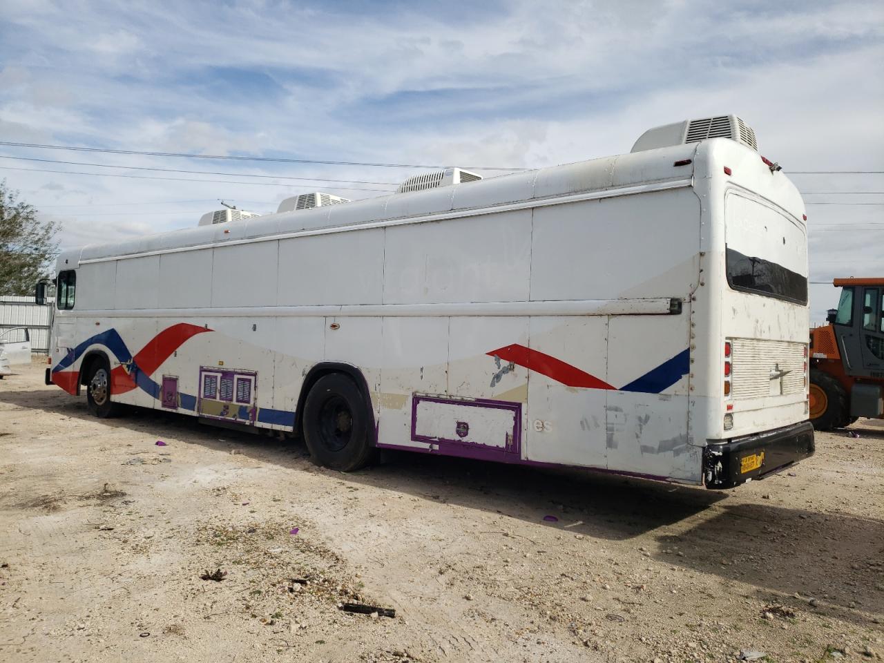 Image 3 of 2005 BLUE BIRD INCOMPLETE VEHICLE  2005 with VIN 1BDJNCKH25F229887